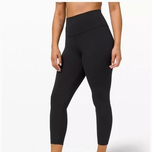 black lululemon leggings